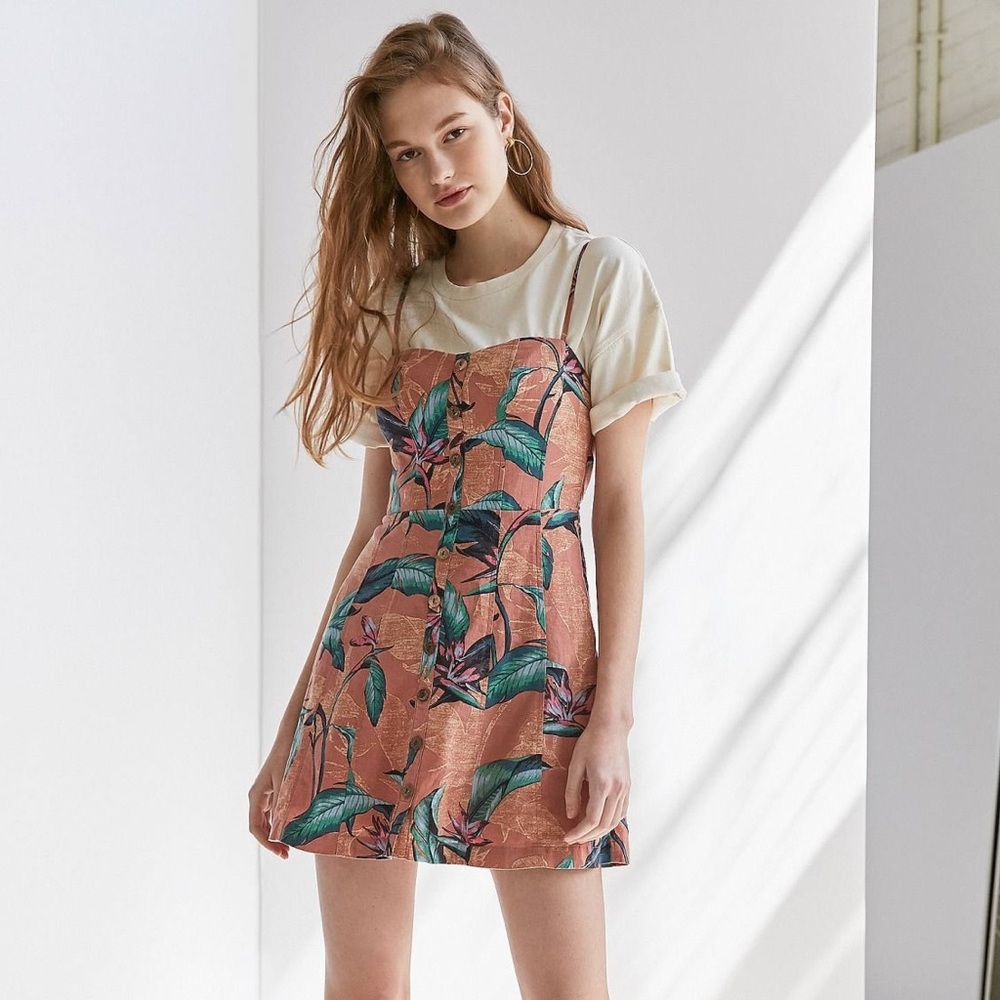 Urban Outfitters Lilyanna Linen Button-Down Dress